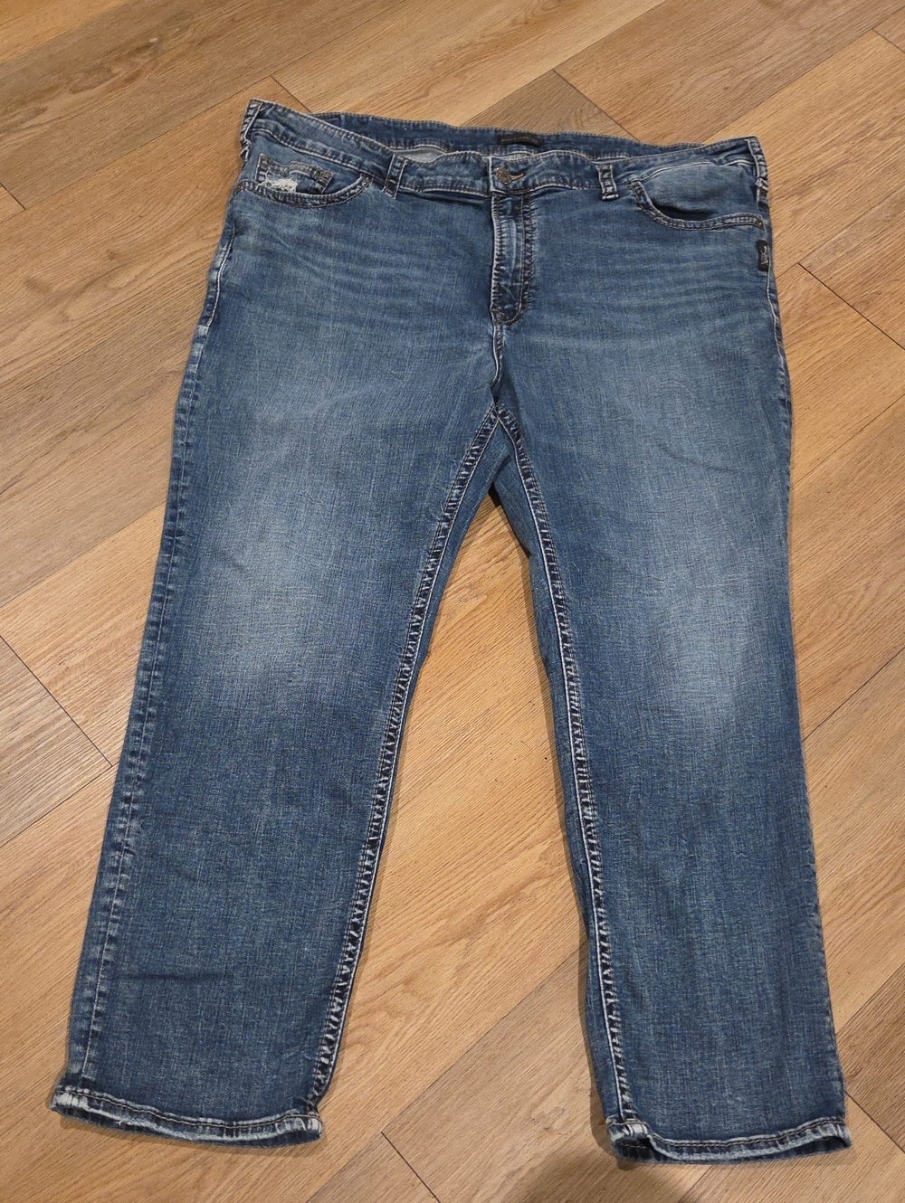 Silver Jeans Men's Relaxed Blue Washed Jeans 46/30